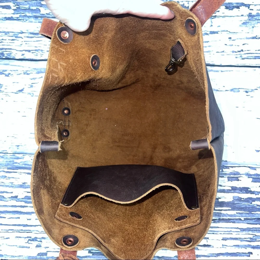 Holy Cow Leather Goods - Full Grain Medium Leather ‘Jenny’ Tote - Brown - Picture 13 of 15